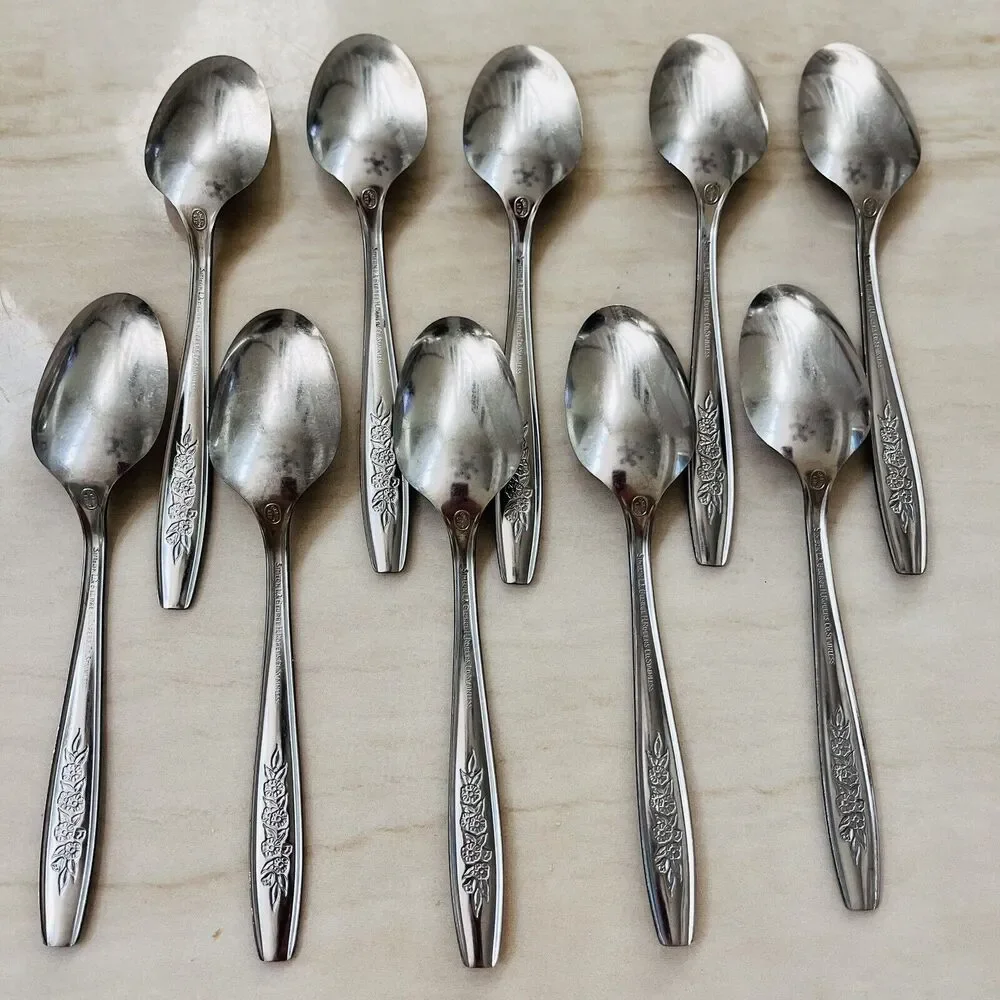 Oneida Spring Ballad Stainless Flatware Set of 35pc